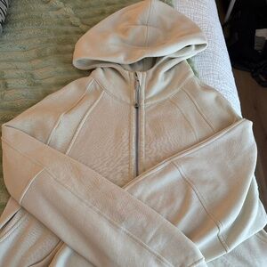 Lululemon Quarterzip